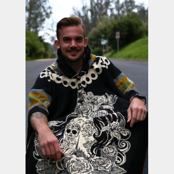 Catrina Poncho Thumbnail